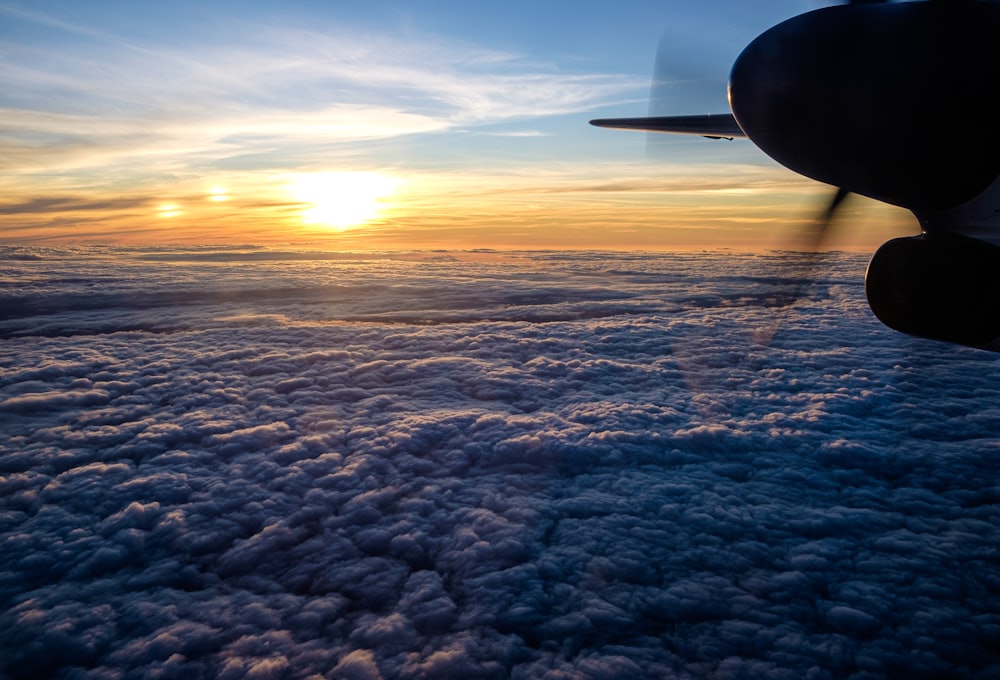 How We Find Genuinely Good Flight Deals (Without the Gimmicks)